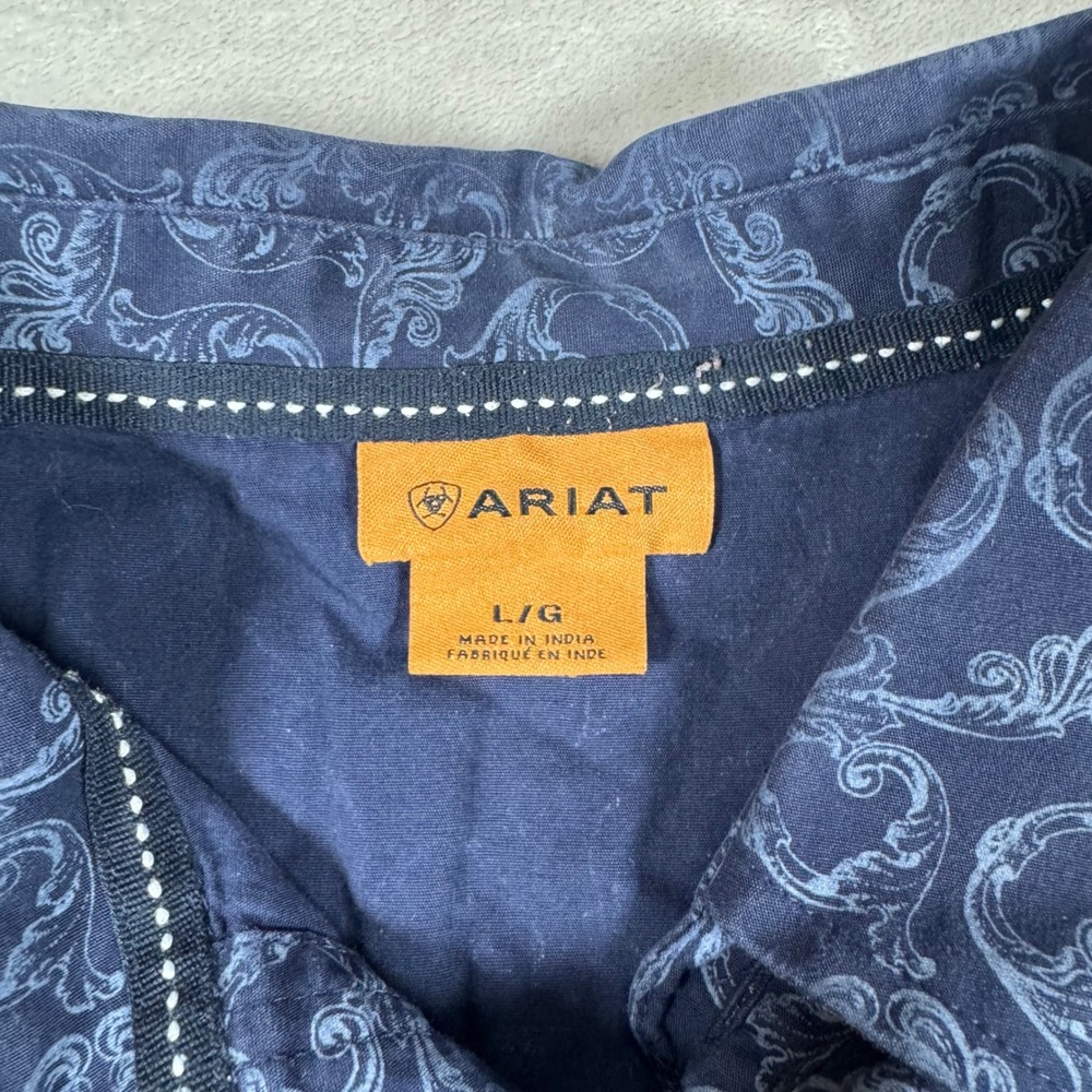 Ariat Button Down Shirt Mens Large Navy Blue Scroll Paisley Western Long Sleeve - Picture 5 of 7